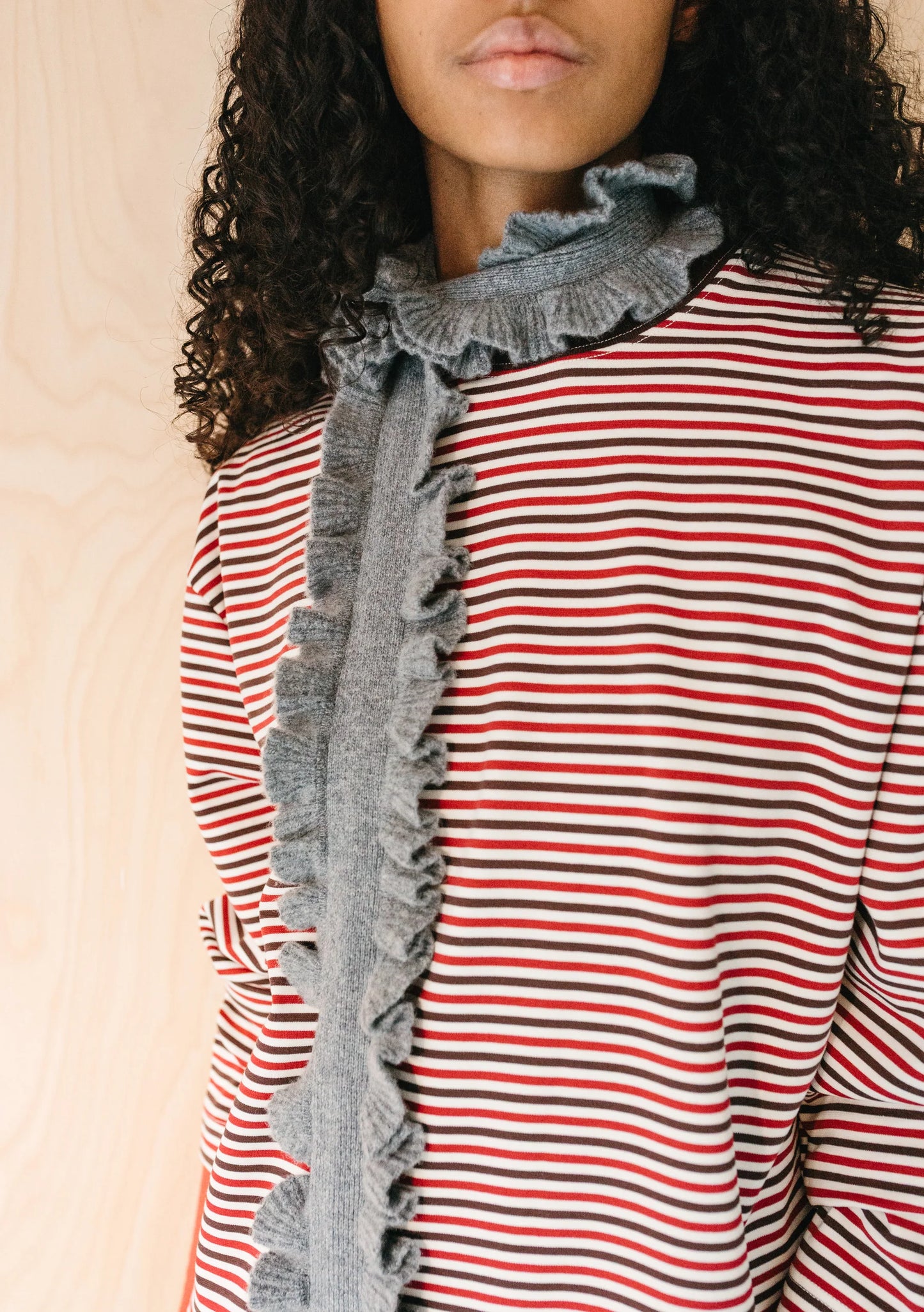 TBCo Merino Wool Skinny Scarf - Grey Ruffle