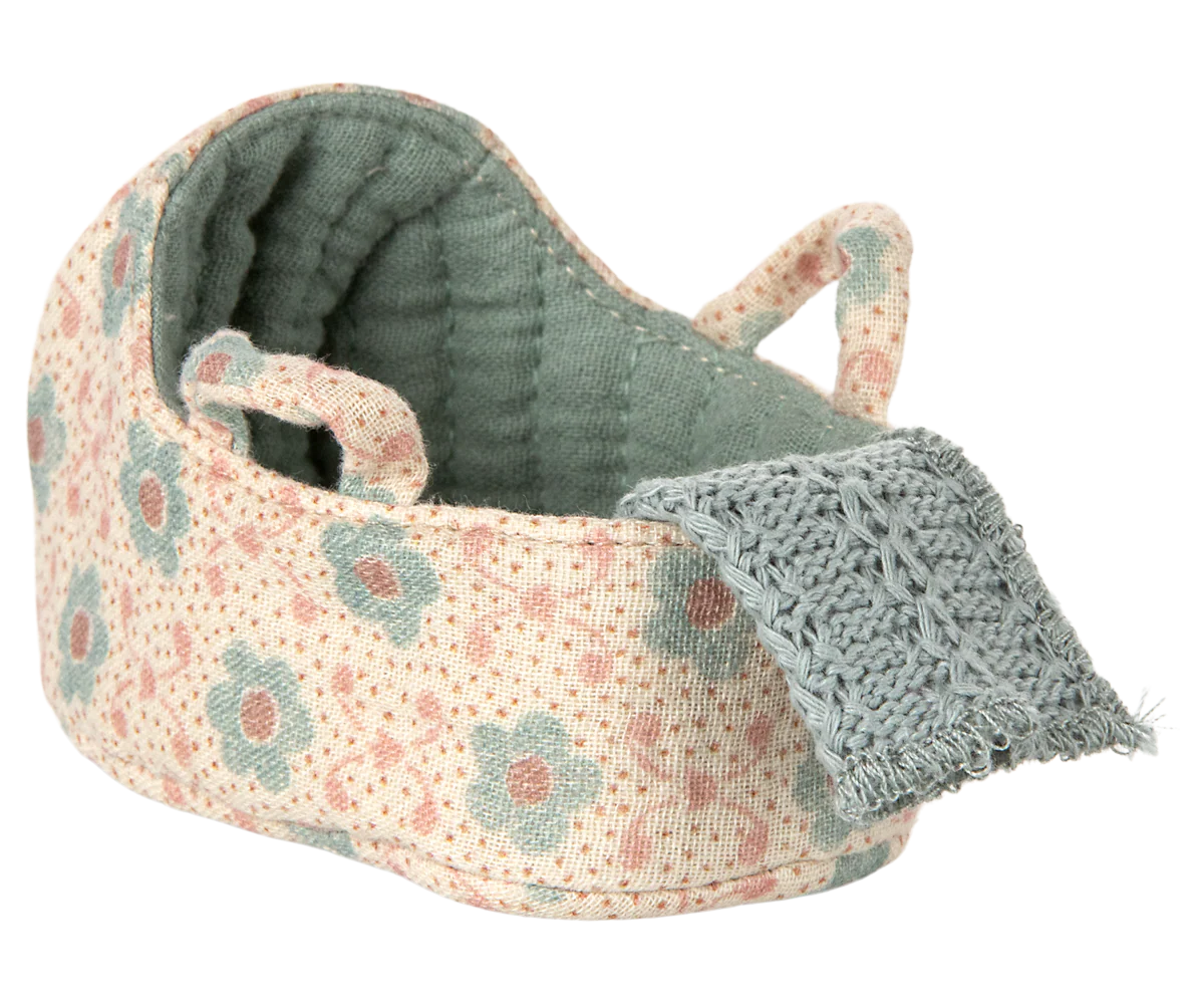 Maileg Carry Cot for Baby Mouse Blue