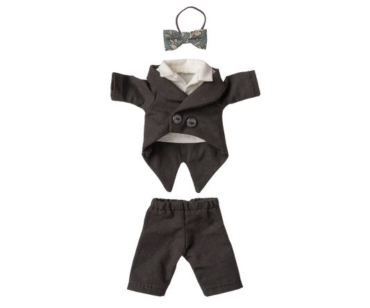 Maileg Dad Mouse Wedding Suit for a Dad Mouse toy on a white background 