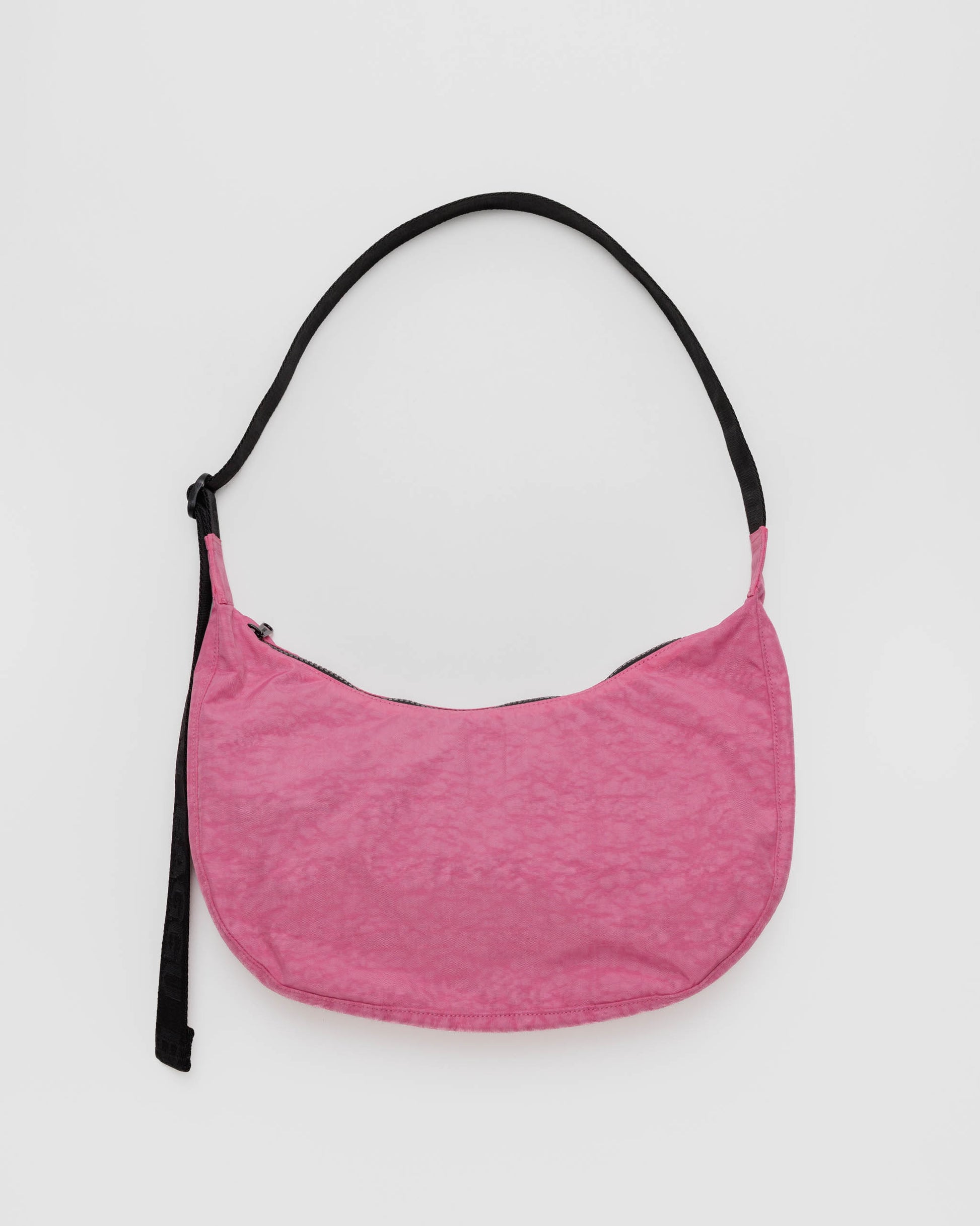BAGGU Medium nylon crescent bag in Azalea Pink 