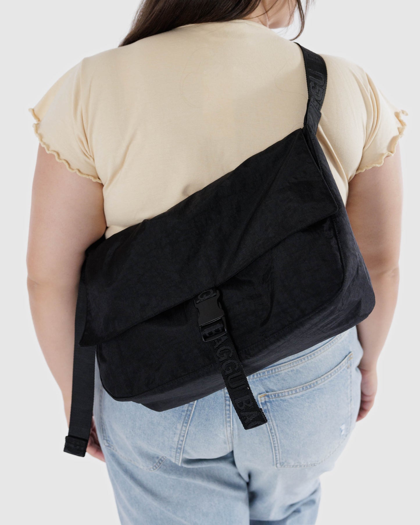 BAGGU Nylon Messenger Bag - Black