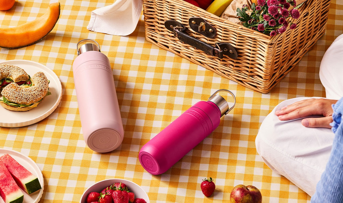Le Creuset Insulated Water Bottle 500ml - Berry