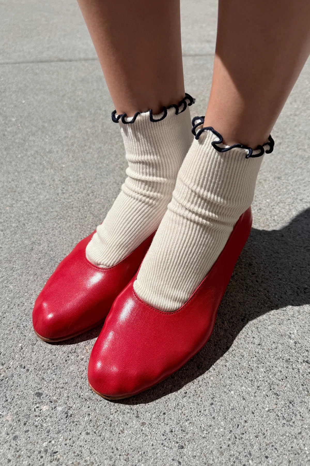 Le Bon Shoppe Petite Ruffled Modal Socks - Soft White/Navy