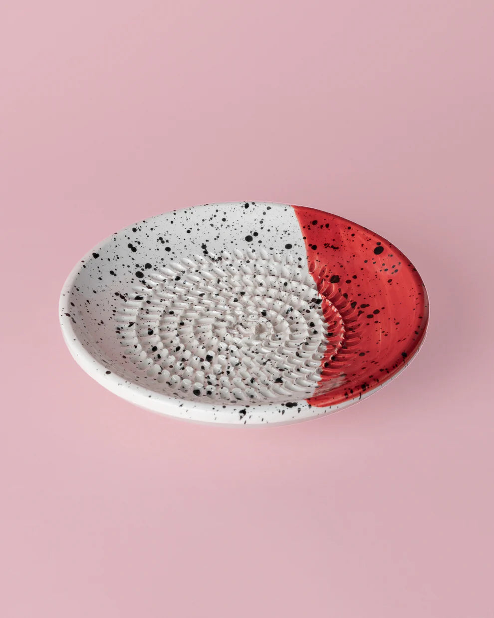 Tierra Cocida Ceramic Garlic Grater Plate - Small Red/Blue Riviera