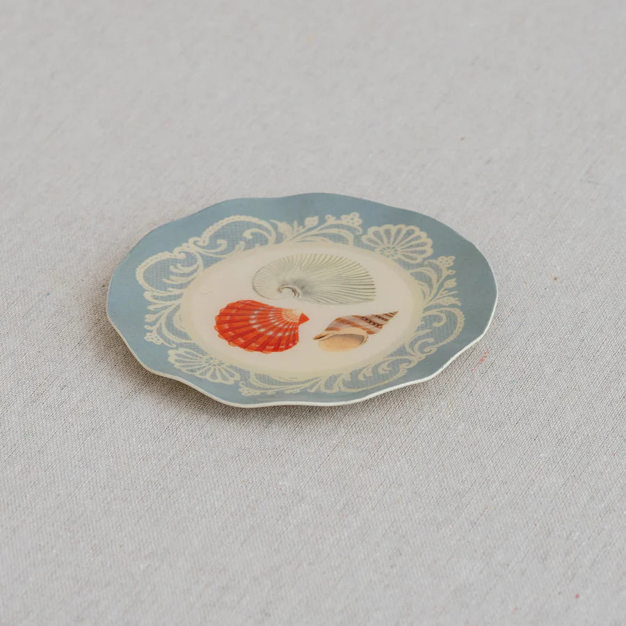 Roomytown Wavy Round Enamel Tray - Sea Shells