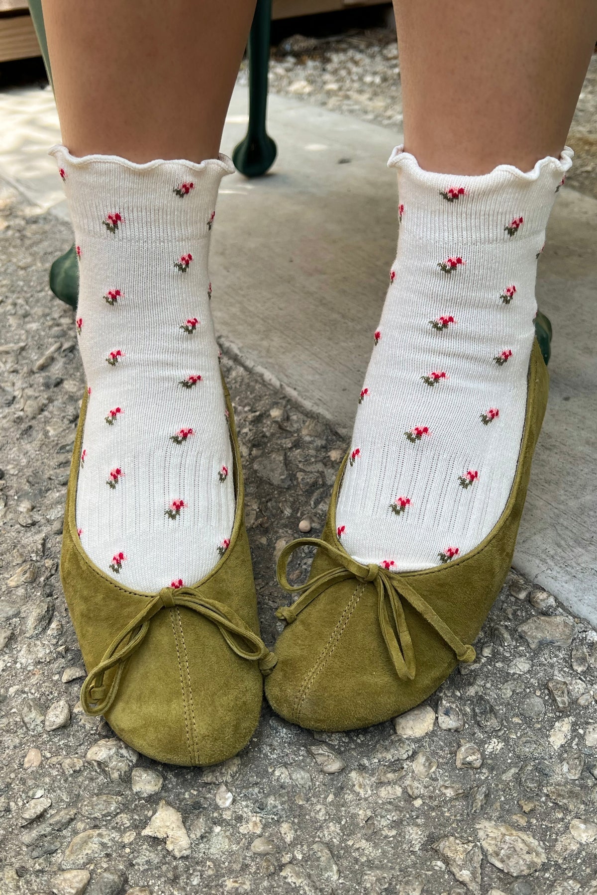 Le Bon Shoppe Petal Ruffled Hugger Crew Socks - Cream Petal