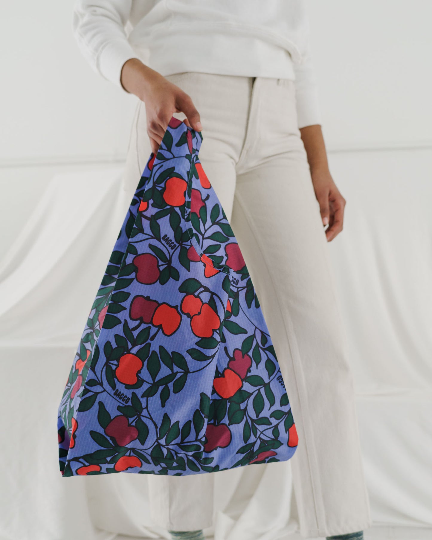 BAGGU Standard Reusable Bag - Apple Tree