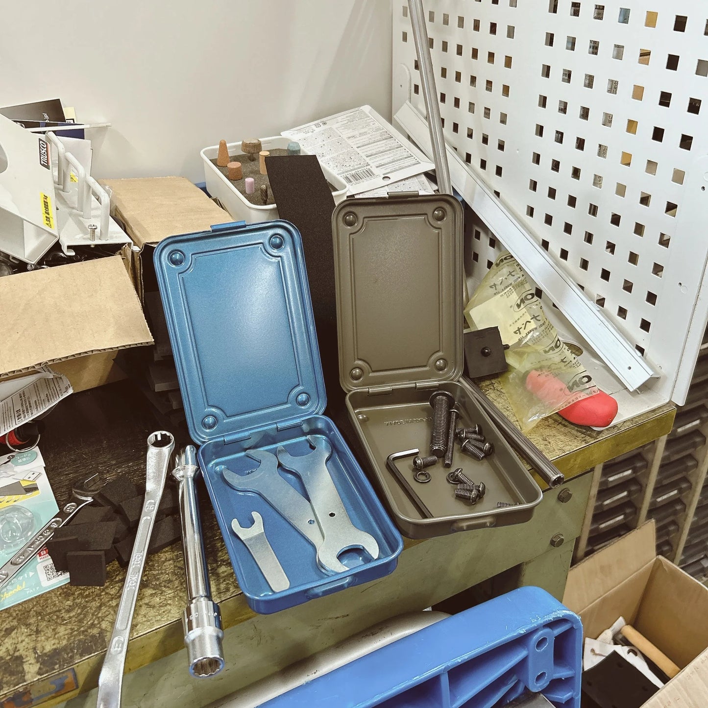 TOYO Trunk Shape Toolbox T-152 B - Blue