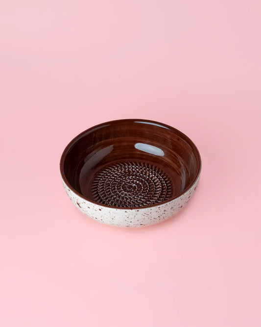 Tierra Cocida Medium Pottery Grater Bowl in Brown/Cream colour 