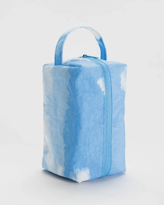 BAGGU Dopp kit pouch in cloud pattern