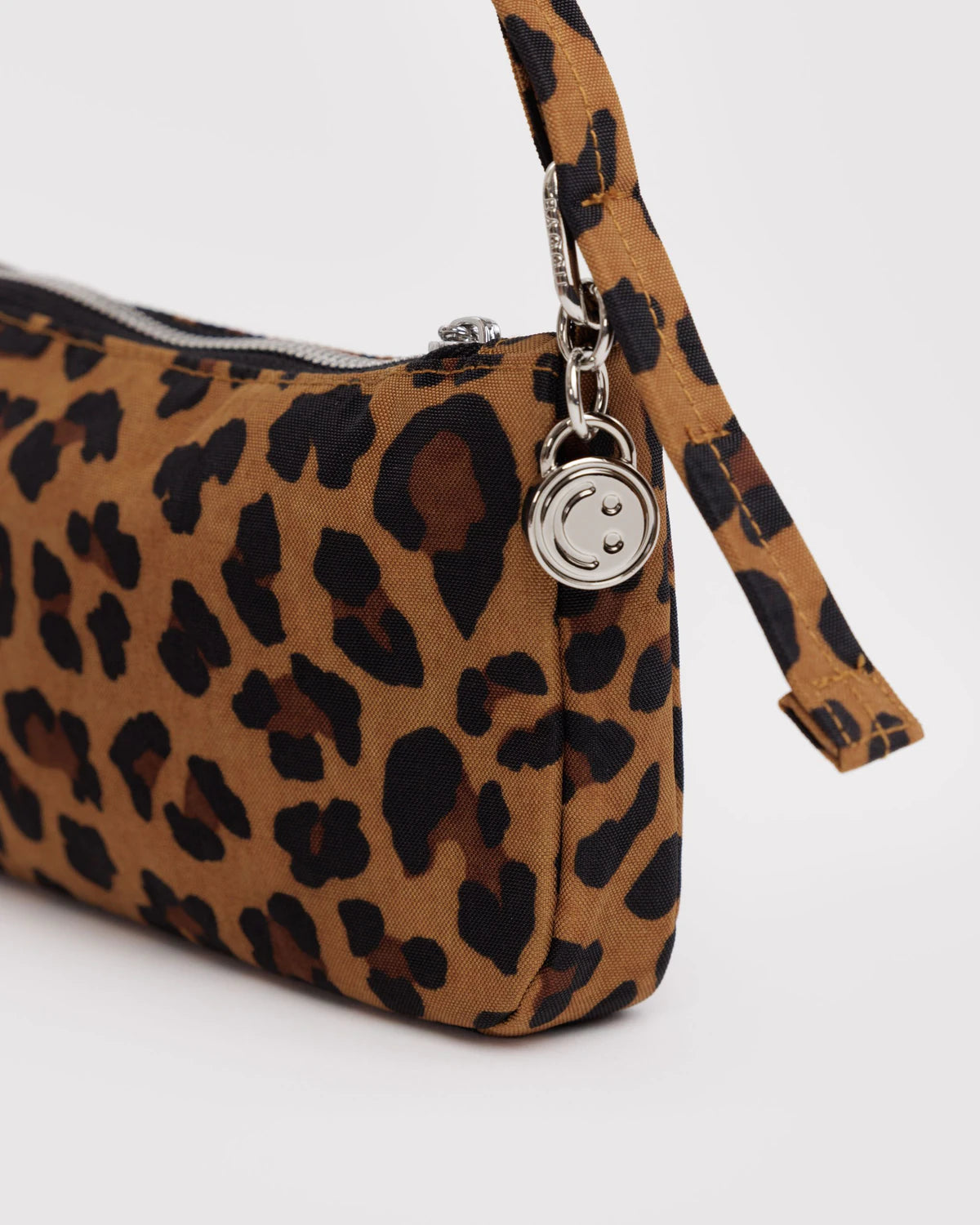 BAGGU Nylon Pochette Bag - Leopard