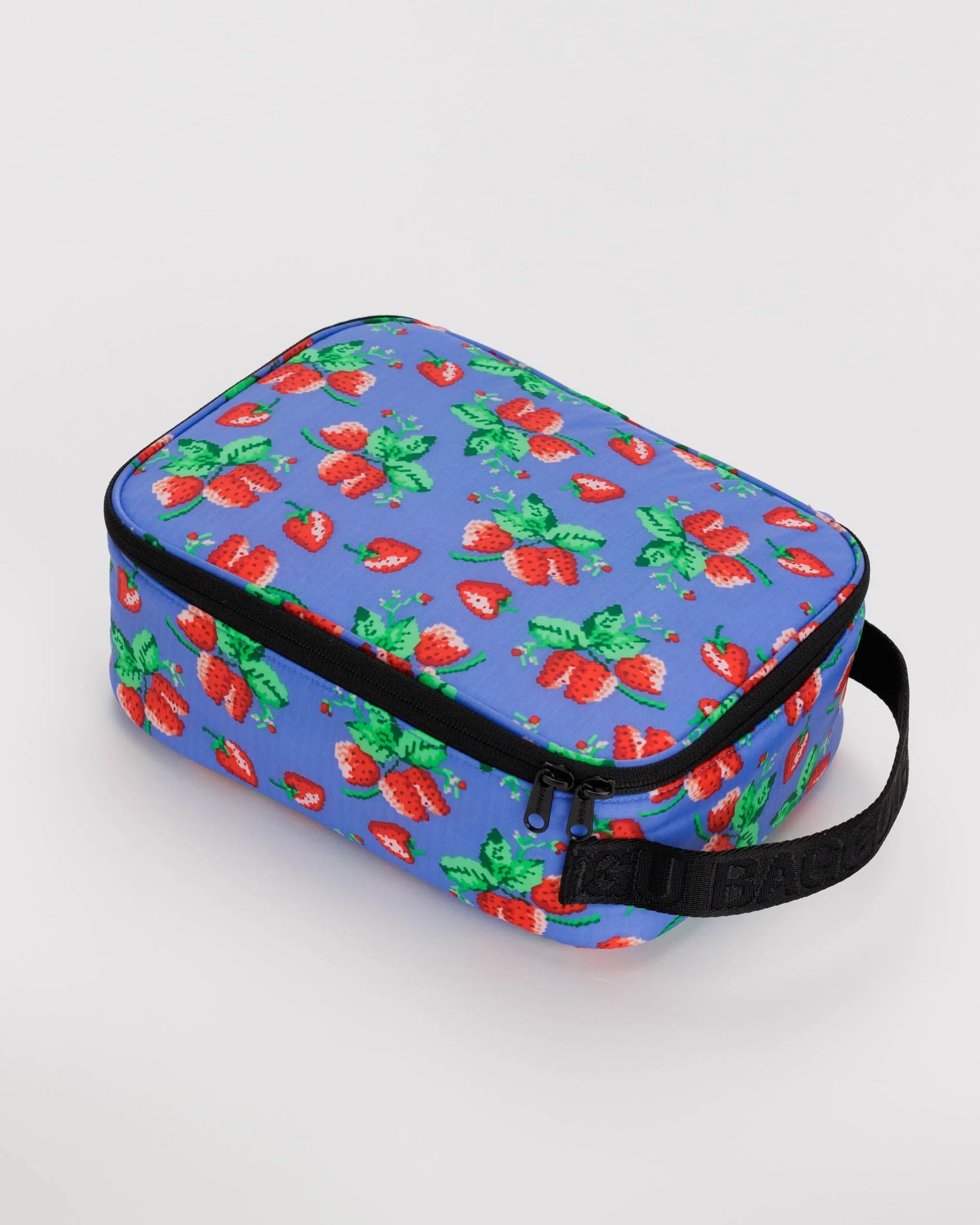 BAGGU Lunch Box in Wild Strawberries