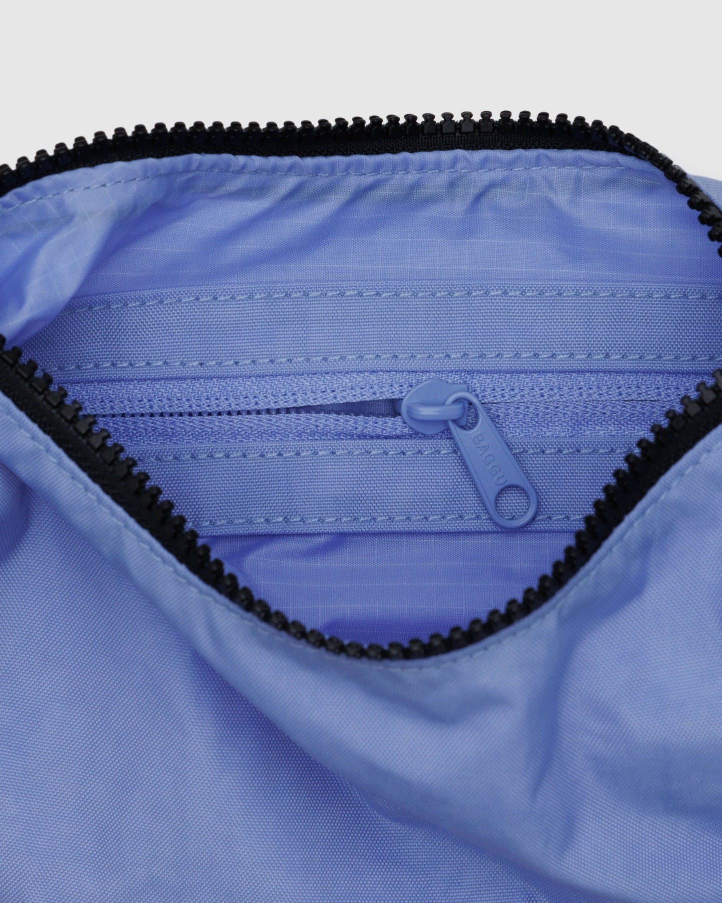 BAGGU Small Nylon Crescent Bag - Cornflower