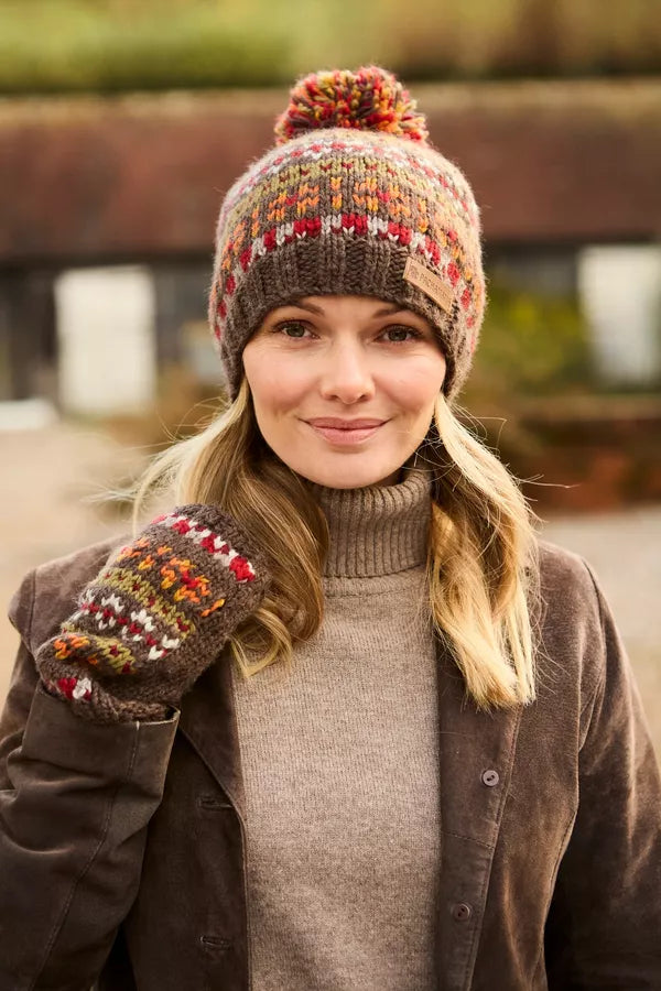 Inveraray Bobble Beanie Merino Earth