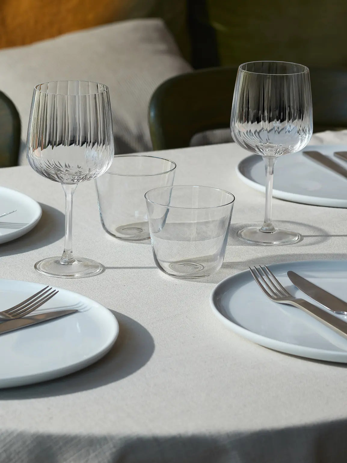 LSA Arc Flow Wine Glass 330ml Set of 2 - Clear