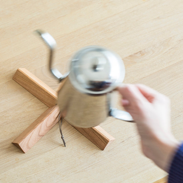 SUNAOLAB Wooden House Trivet - Red