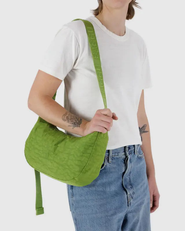 BAGGU Medium Nylon Crescent Bag - Green Juice