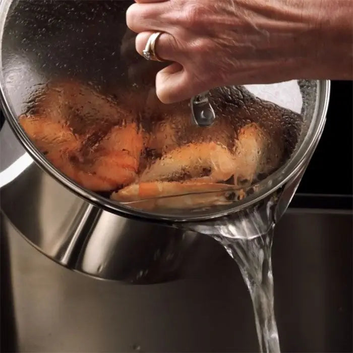 Stellar Profile Draining Saucepan 20cm 3.25L