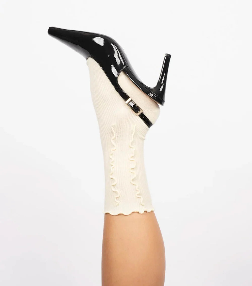 Sui Ava Ruffle Sock - Pastel Yellow