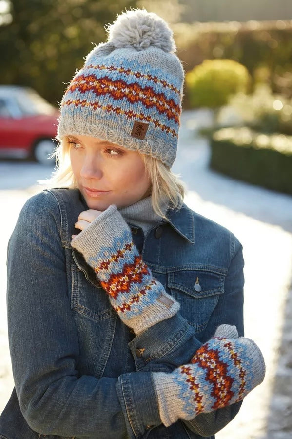 Pachamama Shetland Handwarmer